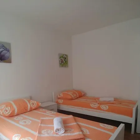 Apartmán Mid *
